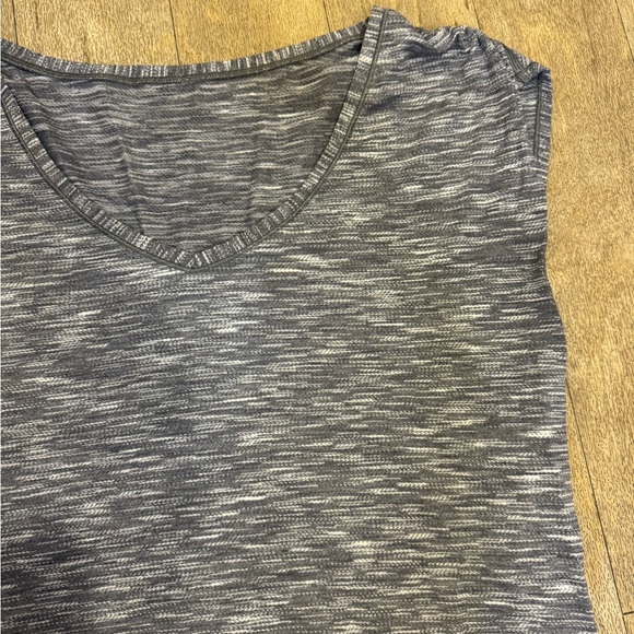Lululemon Sweat Times Heathered Grey V-Neck Short Sleeve Athletic Top 4 - Picture 3 of 5